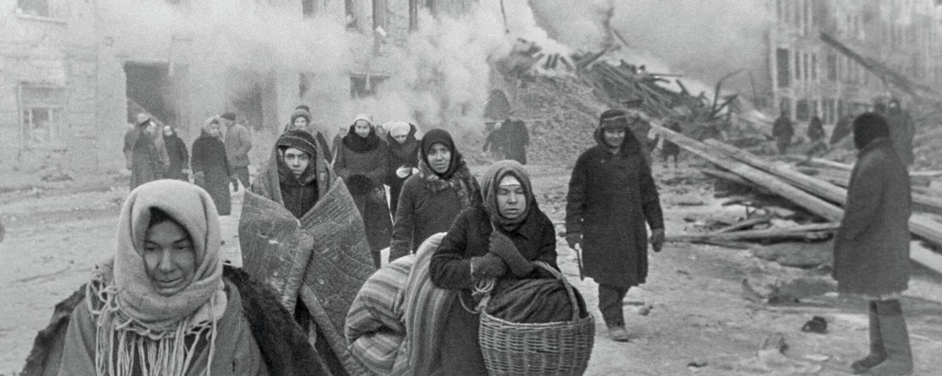 После бомбежки - Sputnik Кыргызстан, 1920, 18.01.2023