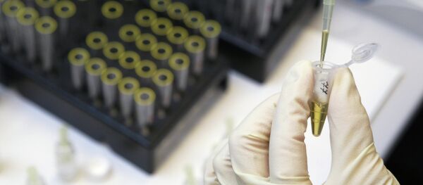 Лаборатория кызматкери. Архив - Sputnik Кыргызстан