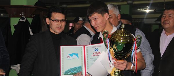 Победитель Чемпионата Кыргызстана по бильярду Дастан Лепшаков - Sputnik Кыргызстан