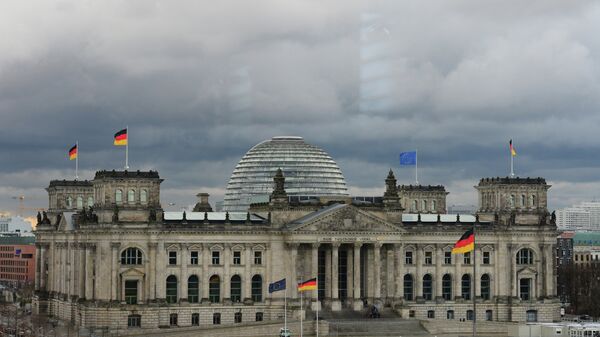 Здание Рейхстаг в котором находится парламент Бундестаг Германии. Архивное фото - Sputnik Кыргызстан