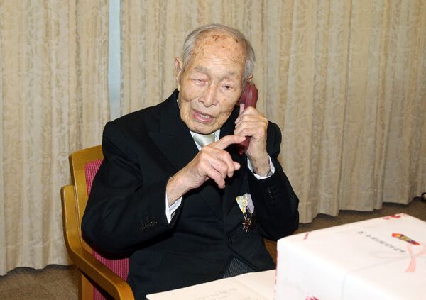 Самый пожилой мужчина на Земле, японец Сакари Момои - Sputnik Кыргызстан