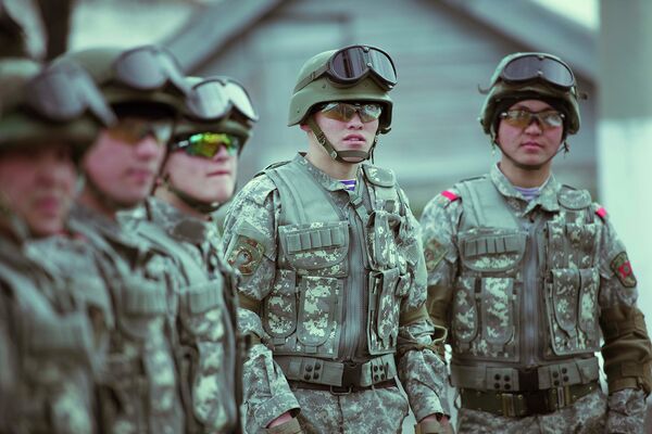 Боевая подготовка бригады спецназа Пантера - Sputnik Кыргызстан