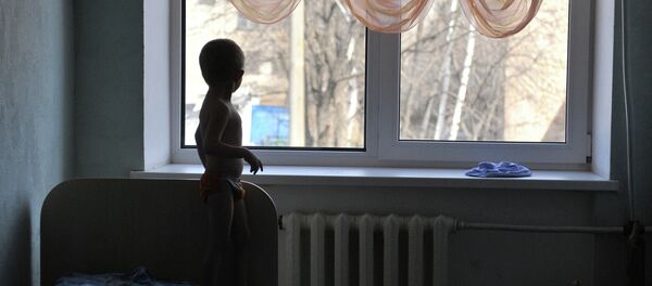 Воспитанник детского дома. Архивное фото Воспитанник детского дома. Архивное фото - Sputnik Кыргызстан