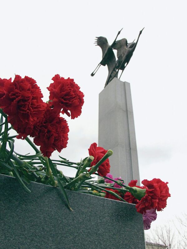 Мемориал В память о жертвах терроризма на Дубровке - Sputnik Кыргызстан