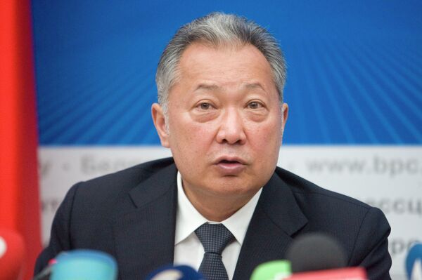 Кесилген, качып кеткен... Экс-премьерлердин уул-кыздары эмне иш кылат. 1-бөлүм - Sputnik Кыргызстан