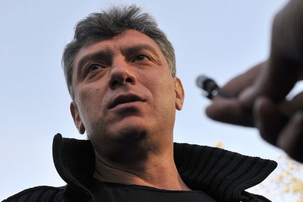 Сопредседатель Партии Народной Свободы (ПАРНАС) Борис Немцов во время митинга. Архивное фото - Sputnik Кыргызстан