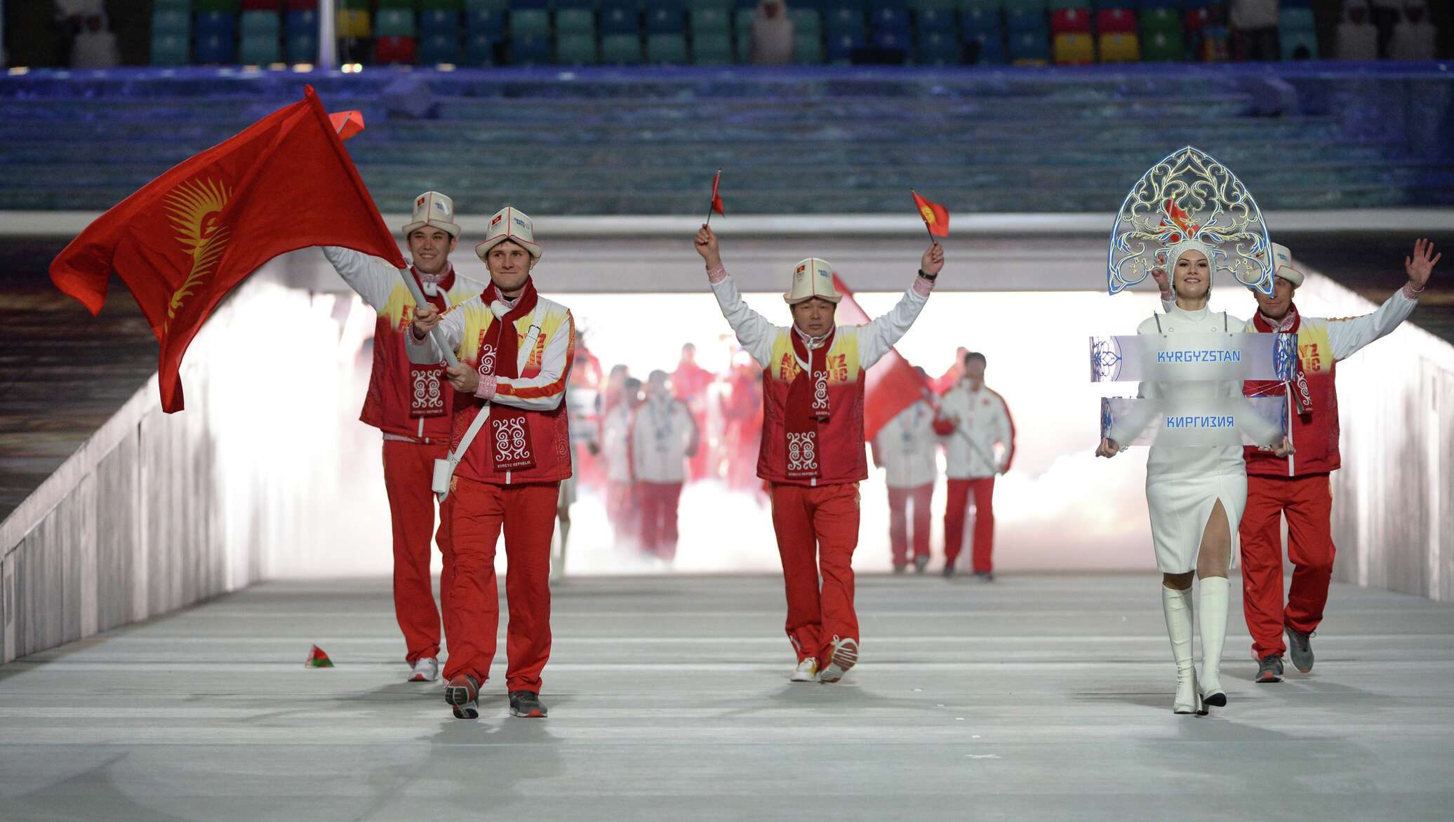 Сколько получат участники олимпиады. Олимпийский комитет Киргизии. Спортсмены олимпийцы Кыргызстана. Костюм сборной Кыргызстана. Паралимпийская сборная Кыргызстана.