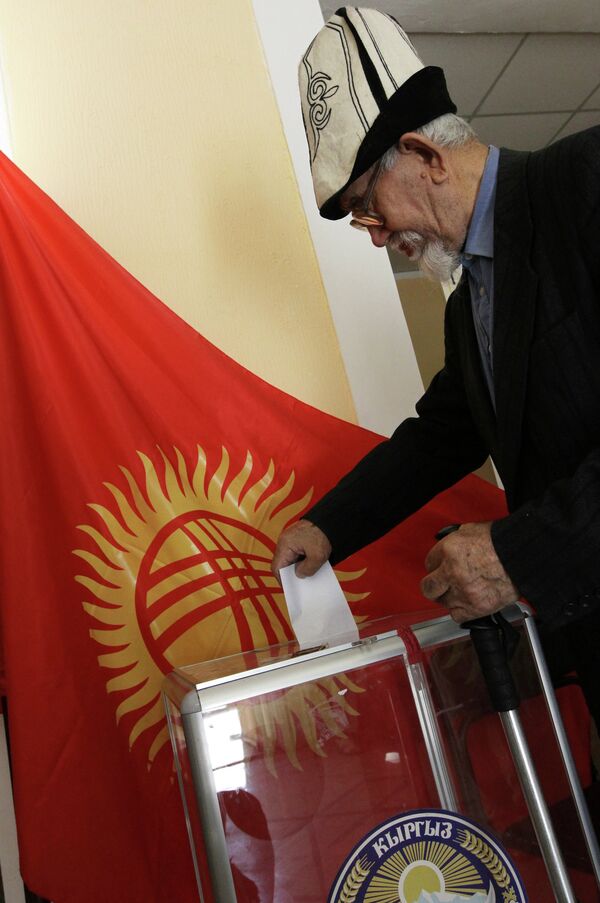 Конституционный референдум в Киргизии - Sputnik Кыргызстан