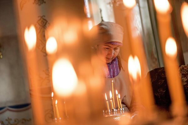 Церковные свечи. Архивное фото - Sputnik Кыргызстан