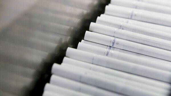 Производство сигарет. Архивное фото - Sputnik Кыргызстан