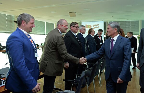 Алмазбек Атамбаев принял участие в кыргызско-австрийском бизнес-форуме - Sputnik Кыргызстан