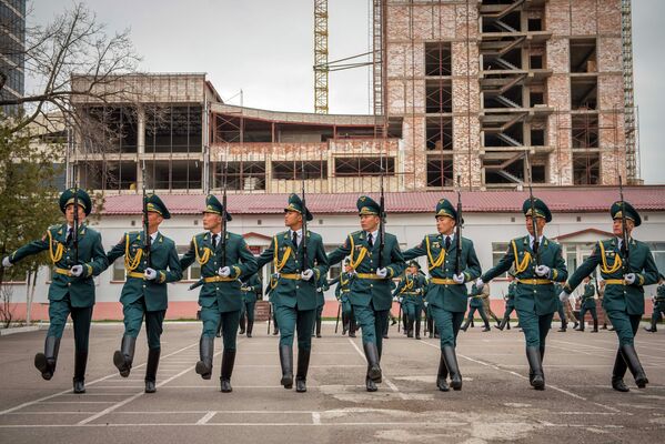 Подготовка к параду Победы в Москве - Sputnik Кыргызстан