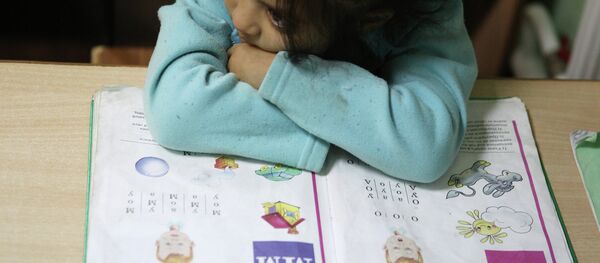 Окуучу сабак учурунда. Архив Окуучу сабак учурунда. Архив - Sputnik Кыргызстан