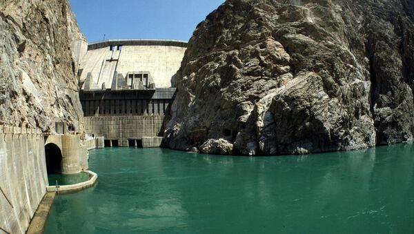 Токтогульская гидроэлектростанция на реке Нарын. Архивное фото - Sputnik Кыргызстан