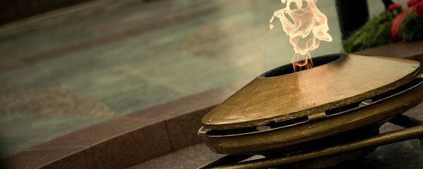 Вечный огонь на площади в Бишкеке. Архивное фото - Sputnik Кыргызстан