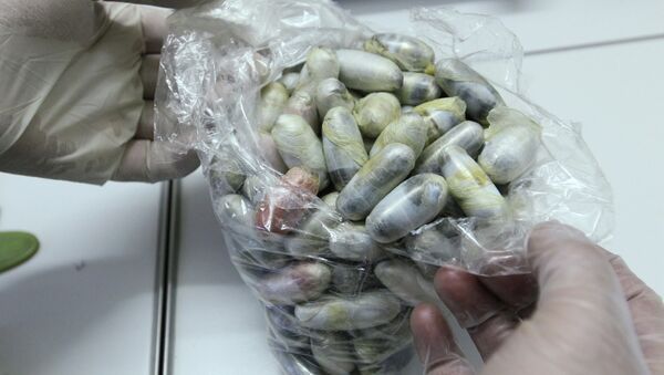 Контейнеры с изъятым наркотиком. Архивное фото - Sputnik Кыргызстан