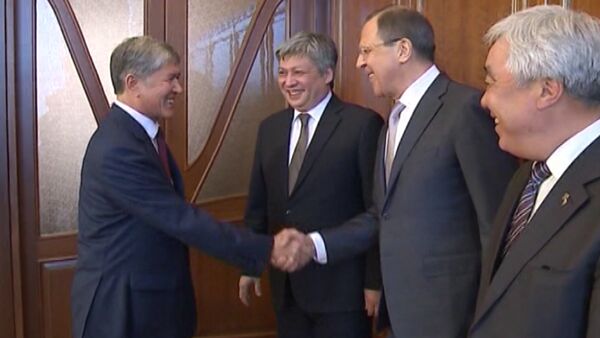Атамбаев рассказал о необходимости площадок для встреч в формате СНГ - Sputnik Кыргызстан