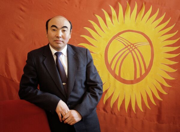 Бийчи, актер, сүрөтчү. Кокусунан президент болуп калган лидерлер - Sputnik Кыргызстан