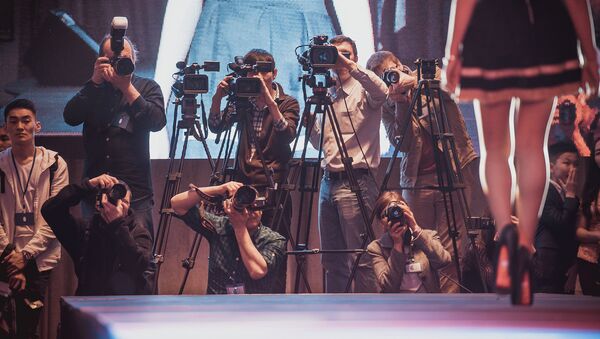 Операторы во время съемки конкурса. Архивное фото - Sputnik Кыргызстан