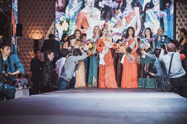 Финал конкурса красоты Красавица Кыргызстана-2015. - Sputnik Кыргызстан