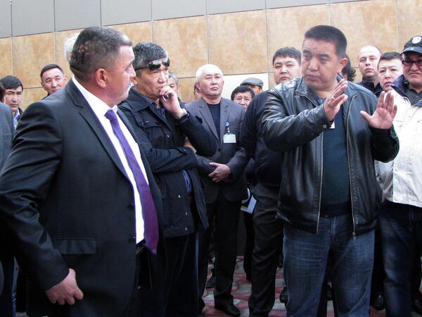 Митинг сотрудников международного аэропорта Манас - Sputnik Кыргызстан