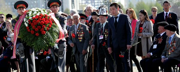 Два ветерана ВОВ из КРприняли участие в международном форуме в Москве - Sputnik Кыргызстан