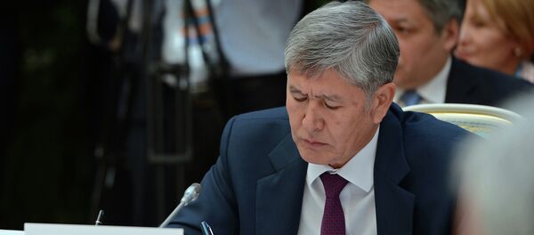 Экс-президент Алмазбек Атамбаев. Архив Экс-президент Алмазбек Атамбаев. Архив - Sputnik Кыргызстан