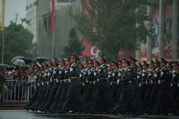 Бишкек шаарында болгон аскердик парад. Архив - Sputnik Кыргызстан