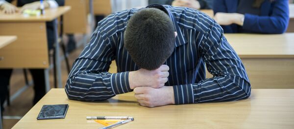 Досрочная сдача ЕГЭ по математике в Омске Досрочная сдача ЕГЭ по математике в Омске - Sputnik Кыргызстан