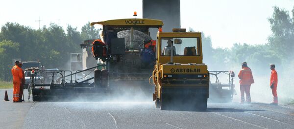 Жол салуу иштери. Архив - Sputnik Кыргызстан