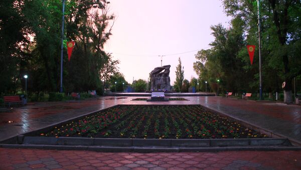 Вид на центральную площадь в городе Токмок. Архивное фото - Sputnik Кыргызстан