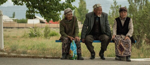 Баткен жашоочулары. Архив Баткен жашоочулары. Архив - Sputnik Кыргызстан