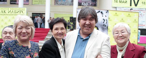 Сценарист и режиссер исторической саги Курманжан Датка Садык Шер-Нияз - Sputnik Кыргызстан