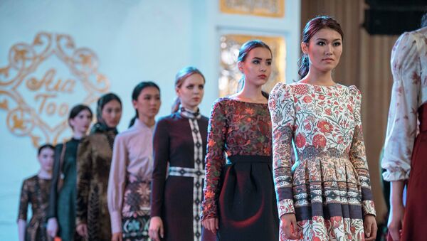 В Бишкеке прошла Неделя моды-2015. - Sputnik Кыргызстан