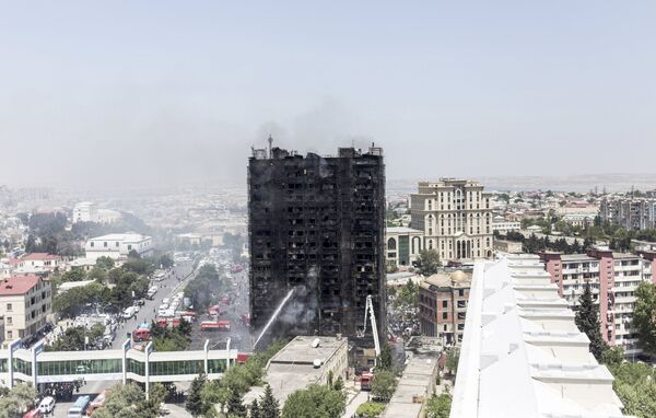 Жилое здание на улице Азадлыг сгоревшее при пожаре. - Sputnik Кыргызстан