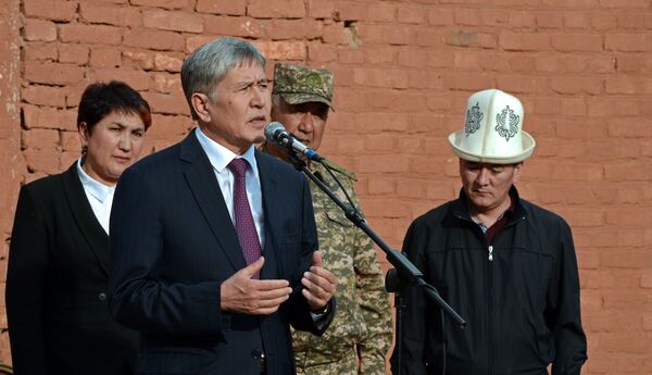 Атамбаев выразил соболезнования родным и близким погибших - Sputnik Кыргызстан