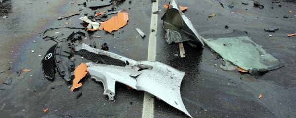 Четыре человека погибли под Псковом в результате лобового столкновения - Sputnik Кыргызстан