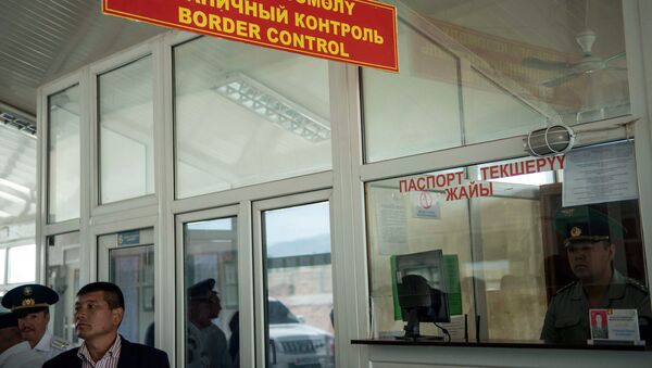 Пункт паспортного контроля. Архивное фото - Sputnik Кыргызстан