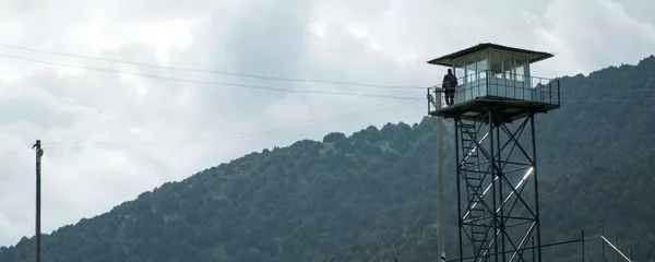 Смотровая вышка на границе Кыргызстана - Sputnik Кыргызстан