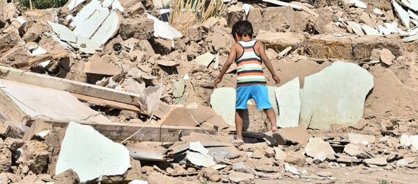 Снос незаконно построенных домов в Бишкеке - Sputnik Кыргызстан