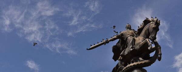 Скульптурный Комплекс Манас.  Архивное фото - Sputnik Кыргызстан