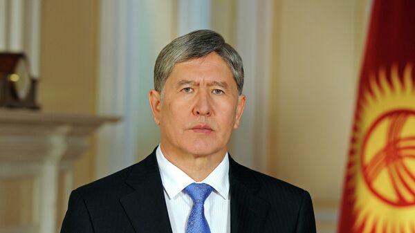 Атамбаев: июньские события на юге стали большим испытанием для народа - Sputnik Кыргызстан