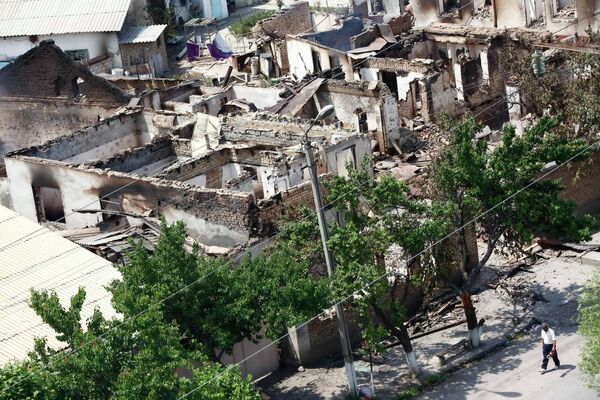 Разрушенный в ходе беспорядков город Ош. - Sputnik Кыргызстан