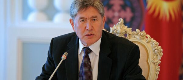 Президент КР Алмазбек Атамбаев. Архивное фото - Sputnik Кыргызстан