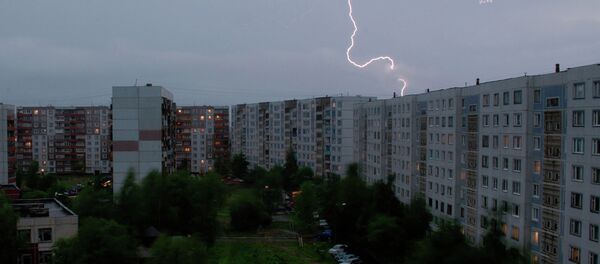 Молния на небе. Архивное фото - Sputnik Кыргызстан