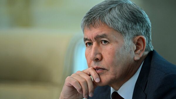 Президен КР Алмазбек Атамбаев. АРхивное фото - Sputnik Кыргызстан