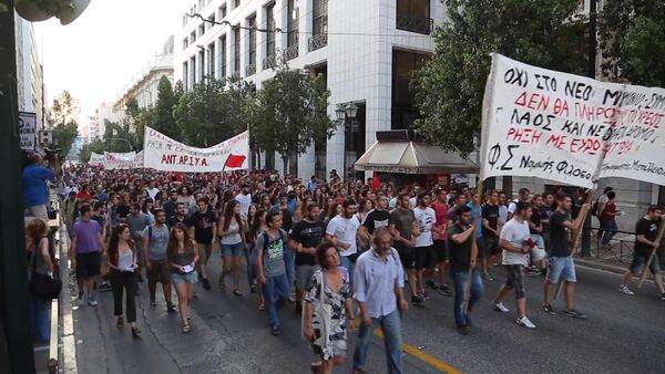 СПУТНИК_СИРИЗА, не подписывай – греки протестуют против нового договора с ЕС - Sputnik Кыргызстан