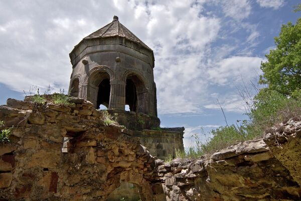 Средневековый христианский монастырь Святой Богородицы Тирской. Архивное фото - Sputnik Кыргызстан