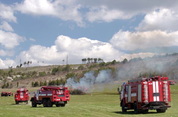Пожарные автомашины. Архивное фото - Sputnik Кыргызстан
