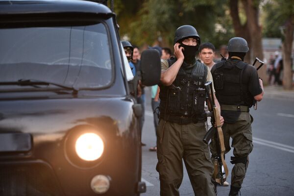 ГКНБ: спецоперация в центре Бишкека завершена, 4 боевика ликвидированы - Sputnik Кыргызстан